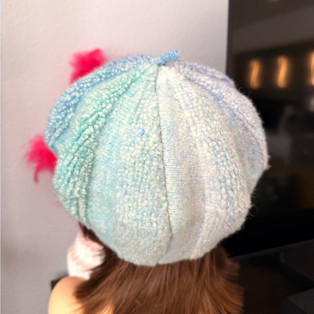Blue Ombré Knit Beret - Picture 3 of 8
